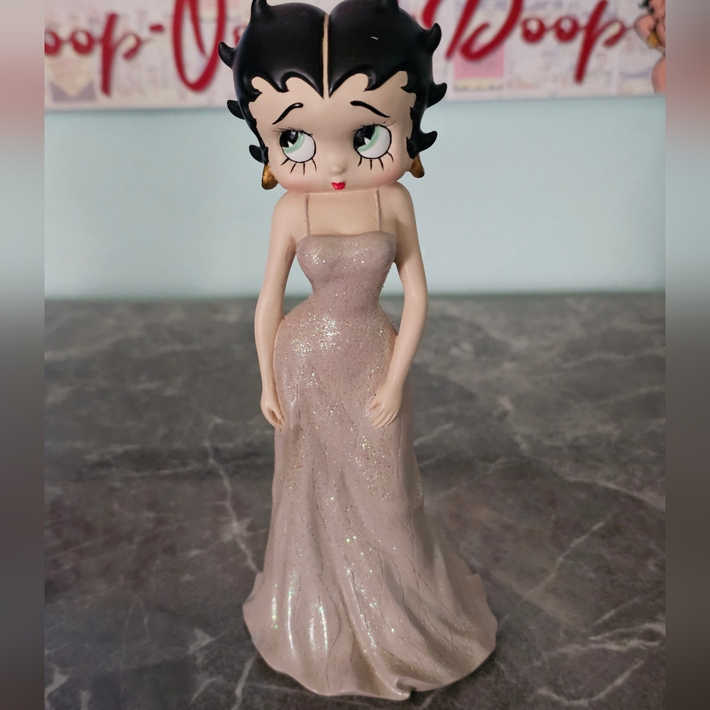 ​Vintage 2001 Westland Giftware Betty Boop Figurine - Elegant Cream Shimmer Gown